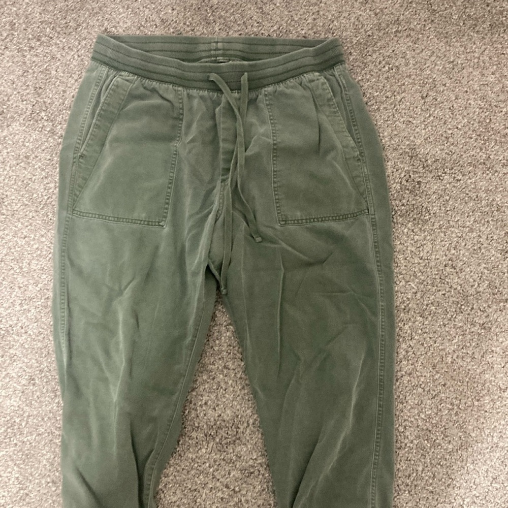 2 for $20 GAP linen blend joggers